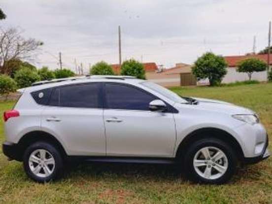 TOYOTA-RAV4-2.5 4X4 16V GASOLINA 4P AUTOMÁTICO TOYOTA-RAV4-2013