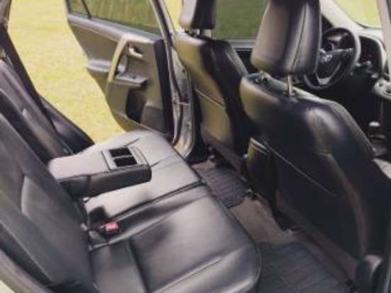 TOYOTA-RAV4-2.5 4X4 16V GASOLINA 4P AUTOMÁTICO TOYOTA-RAV4-2013