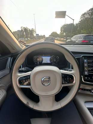 VOLVO-XC90-2.0 T6 GASOLINA MOMENTUM AWD GEARTRONIC VOLVO-XC90-2017