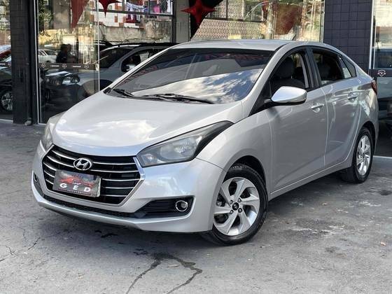 HYUNDAI HB20S 1.6 COMFORT PLUS 16V FLEX 4P AUTOMÁTICO