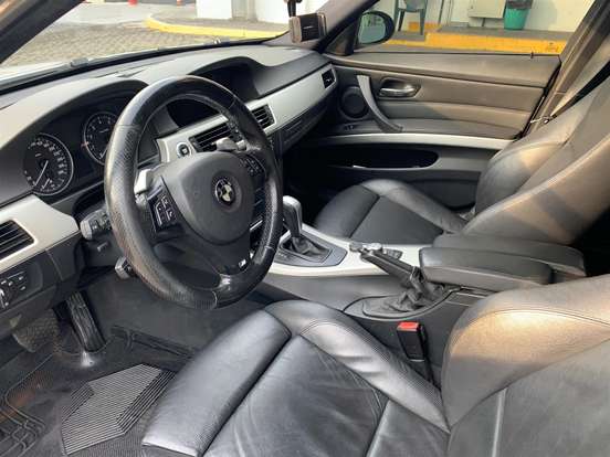 BMW-335i-2007