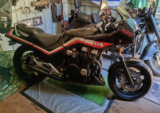 HONDA-CBX 750 FOUR-1986
