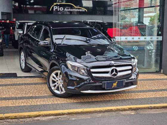 MERCEDES-BENZ GLA 200 1.6 CGI STYLE 16V TURBO FLEX 4P AUTOMÁTICO