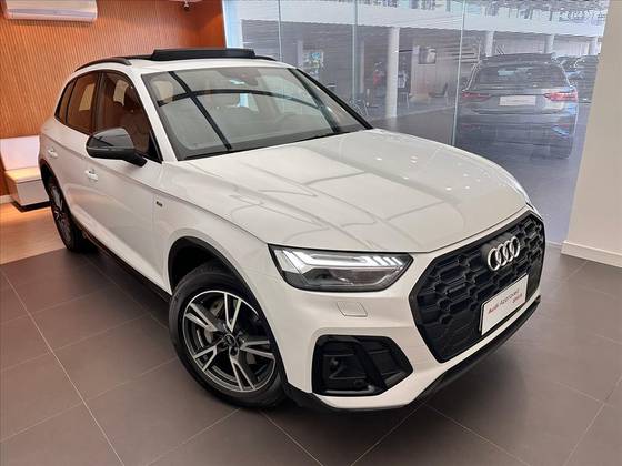 AUDI Q5 2.0 55 TFSIE PHEV PERFORMANCE BLACK QUATTRO S TRONIC