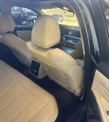 BMW-320i-2020