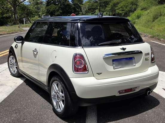 MINI-COOPER-1.6 CHILI 16V GASOLINA 2P AUTOMÁTICO MINI-COOPER-2011