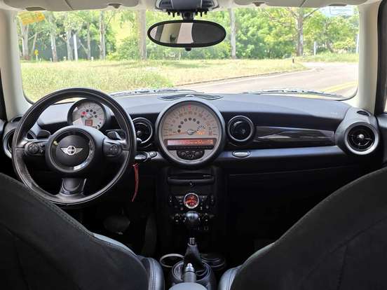 MINI-COOPER-1.6 CHILI 16V GASOLINA 2P AUTOMÁTICO MINI-COOPER-2011