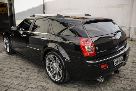 CHRYSLER 300 C 5.7 HEMI TOURING V8 16V GASOLINA 4P AUTOMÁTICO