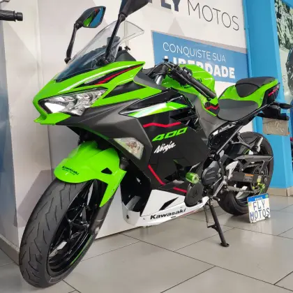 KAWASAKI NINJA 400 KRT EDITION 