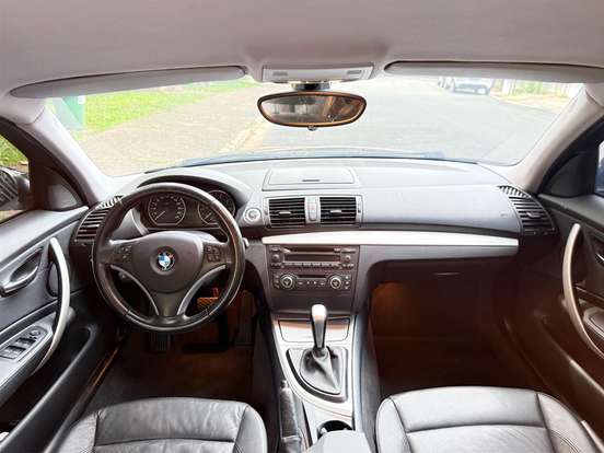 BMW-120i-2.0 TOP HATCH 16V GASOLINA 4P AUTOMÁTICO BMW-120i-2009