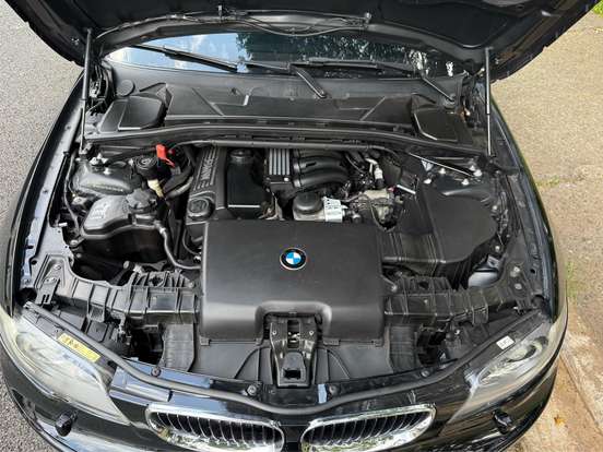 BMW-120i-2.0 TOP HATCH 16V GASOLINA 4P AUTOMÁTICO BMW-120i-2009