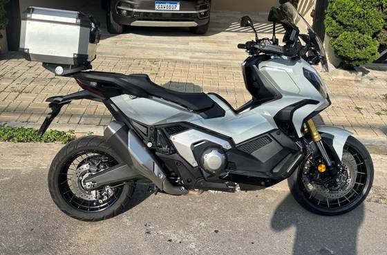 HONDA X-ADV 