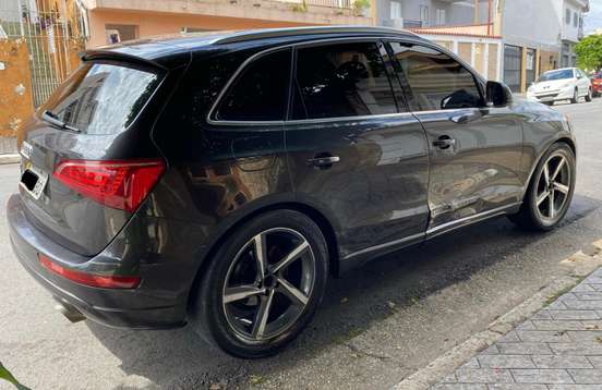 AUDI-Q5-2009
