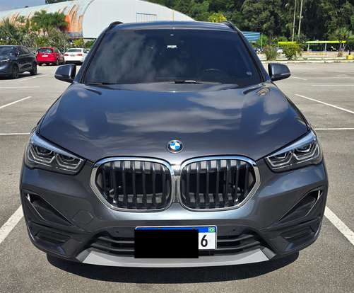 BMW-X1-2021