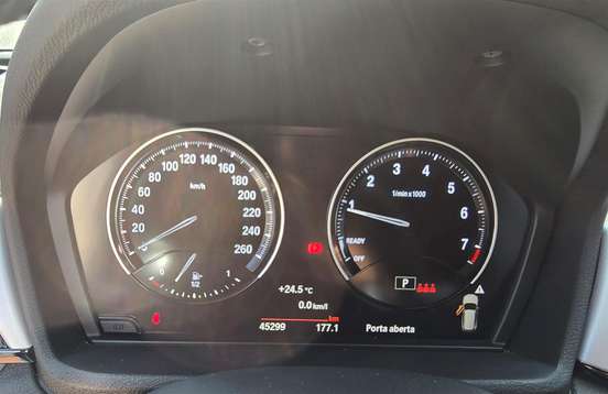 BMW-X1-2021