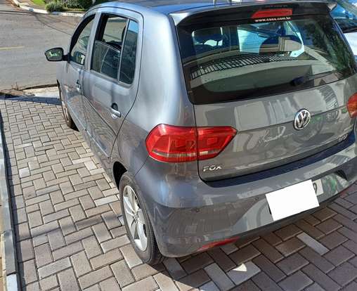 VOLKSWAGEN-FOX-2017