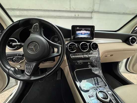 MERCEDES-BENZ-GLC 250-2017