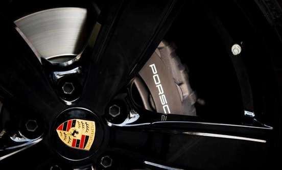 PORSCHE-CAYENNE-2022