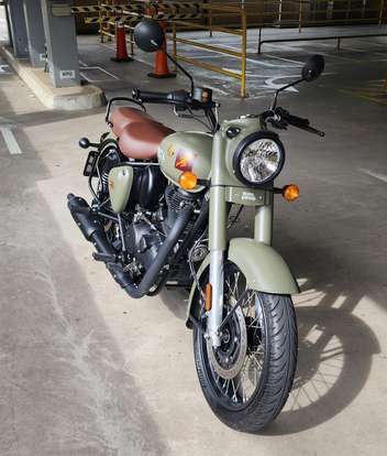 ROYAL ENFIELD-CLASSIC 350-2023