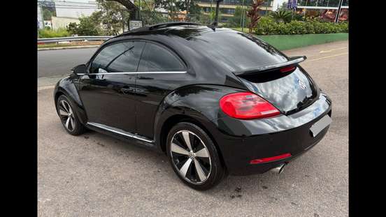 VOLKSWAGEN-FUSCA-2013