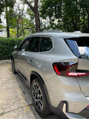 BMW-X1-2023
