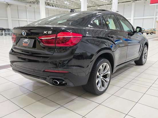 BMW-X6-3.0 35I 4X4 COUPÉ 6 CILINDROS 24V GASOLINA 4P AUTOMÁTICO BMW-X6-2015