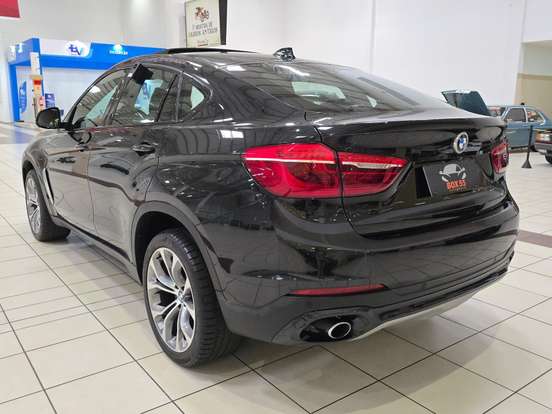 BMW-X6-3.0 35I 4X4 COUPÉ 6 CILINDROS 24V GASOLINA 4P AUTOMÁTICO BMW-X6-2015
