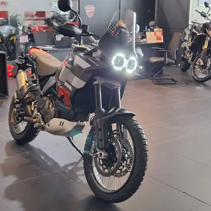 DUCATI DESERT X DUCATI DESERT X