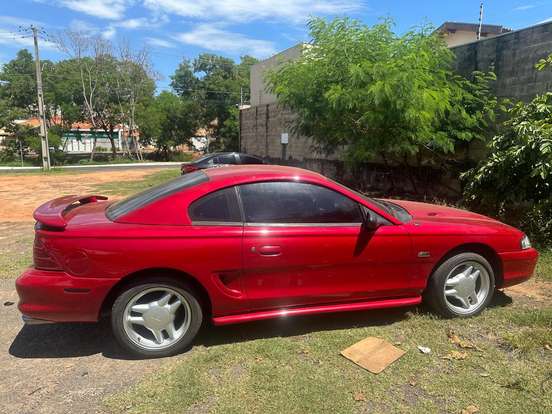 FORD-MUSTANG-1994