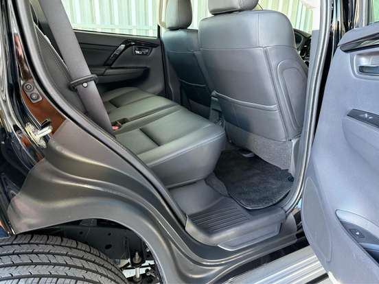 MITSUBISHI-PAJERO SPORT-2.4 16V MIVEC TURBO DIESEL LEGEND AWD AUTOMÁTICO MITSUBISHI-PAJERO SPORT-2023