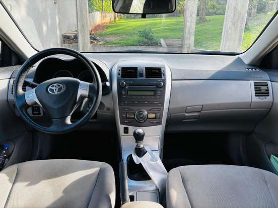 TOYOTA-COROLLA-1.8 GLI 16V FLEX 4P MANUAL TOYOTA-COROLLA-2013