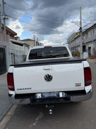 VOLKSWAGEN-AMAROK-2017