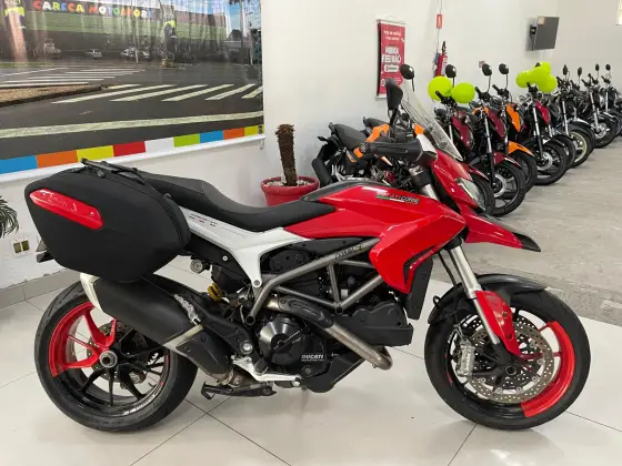 DUCATI HYPERMOTARD 821 DUCATI HYPERMOTARD 821