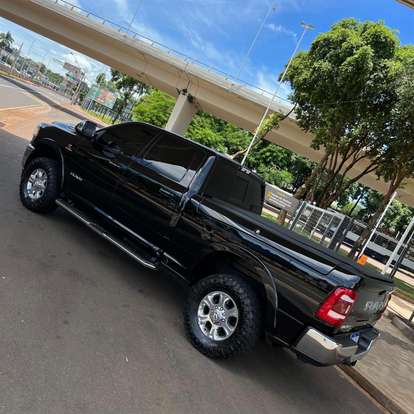 RAM-2500-6.7 I6 TURBO DIESEL LARAMIE CD 4X4 AUTOMÁTICO RAM-2500-2021