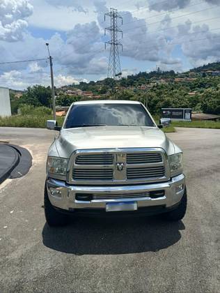 RAM 2500 6.7 LARAMIE 4X4 CD I6 TURBO DIESEL 4P AUTOMÁTICO