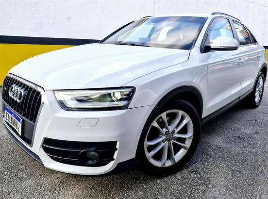 AUDI-Q3-2012