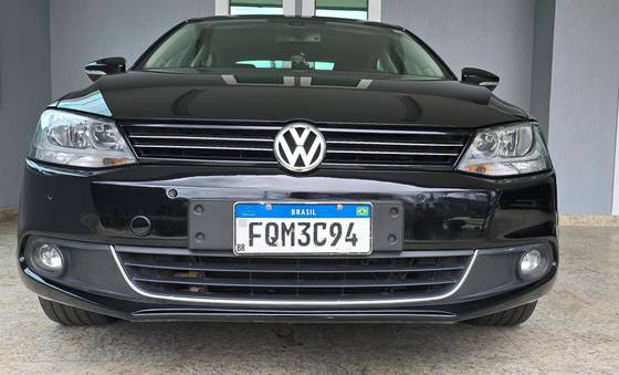 VOLKSWAGEN JETTA 2.0 TSI HIGHLINE 211CV GASOLINA 4P TIPTRONIC