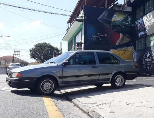 VOLKSWAGEN-SANTANA-1992