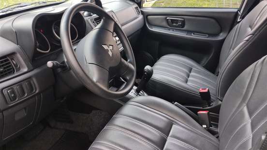 MITSUBISHI-PAJERO TR4-2014