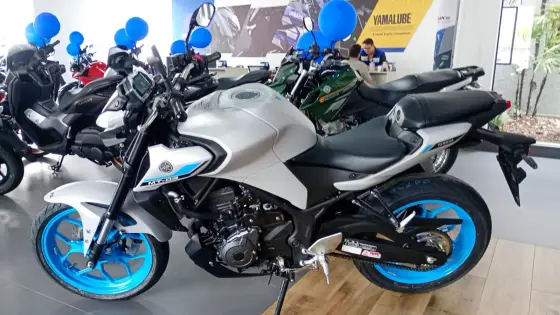 YAMAHA MT-03 CONNECTED ABS 