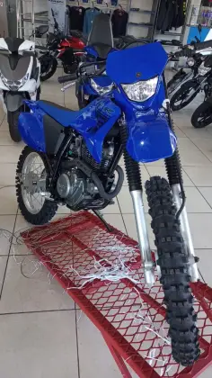 YAMAHA TT-R 230 