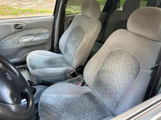 FORD-ESCORT-1998