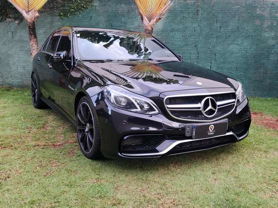 MERCEDES-BENZ-E 63 AMG-5.5 V8 32V BI-TURBO GASOLINA 4P AUTOMÁTICO MERCEDES-BENZ-E 63 AMG-2013
