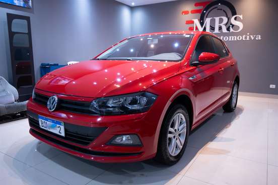 VOLKSWAGEN-POLO-2018