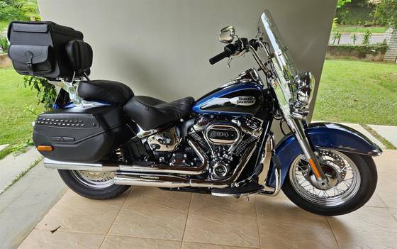 HARLEY-DAVIDSON SOFTAIL HERITAGE CLASSIC 114 