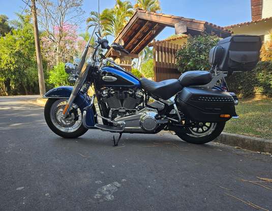 HARLEY-DAVIDSON-SOFTAIL HERITAGE CLASSIC 114-2022