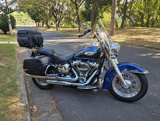 HARLEY-DAVIDSON-SOFTAIL HERITAGE CLASSIC 114-2022