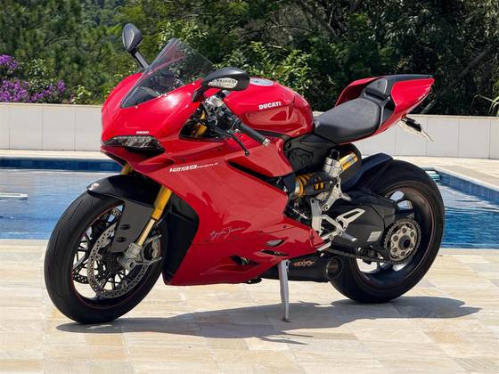 DUCATI SUPERBIKE 1299 PANIGALE S 