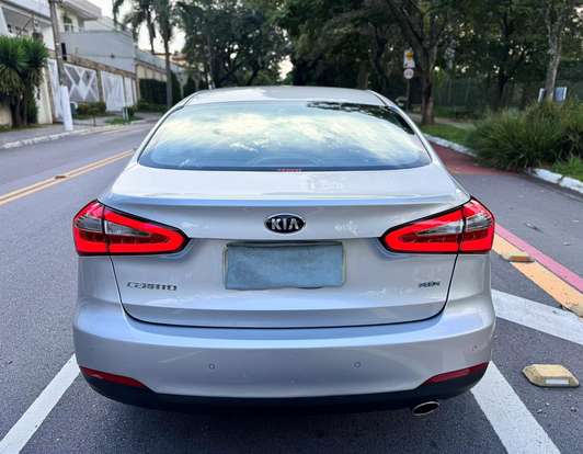 KIA-CERATO-2013