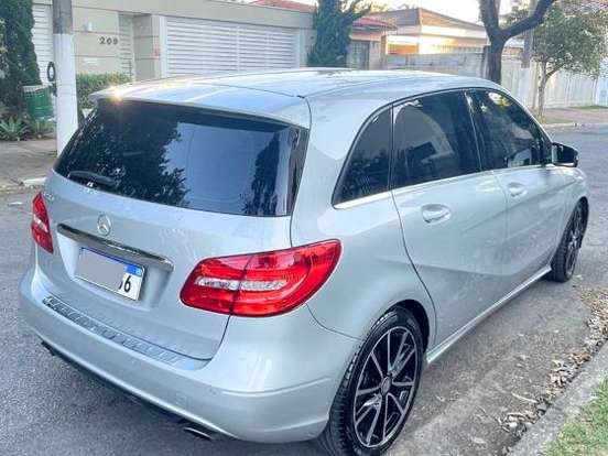 MERCEDES-BENZ-B 200-1.6 SPORT TURBO GASOLINA 4P AUTOMÁTICO MERCEDES-BENZ-B 200-2012